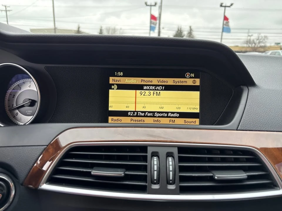 2012 Mercedes-Benz W204 C-Class - Image 14 of 18