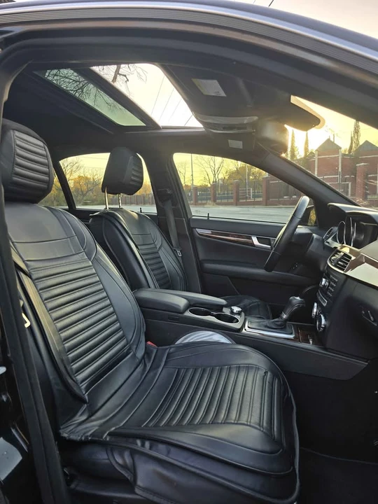 2012 Mercedes-Benz W204 C-Class - Image 13 of 15