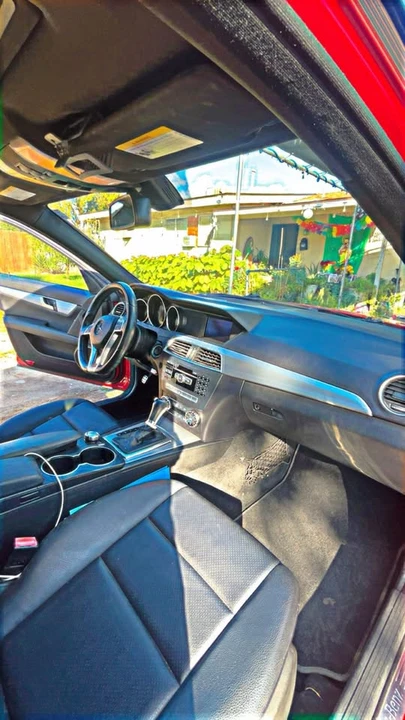 2012 Mercedes-Benz W204 C-Class - Image 2 of 10