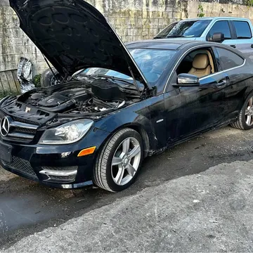 2012 Mercedes-Benz C-Class C 220 Sedan