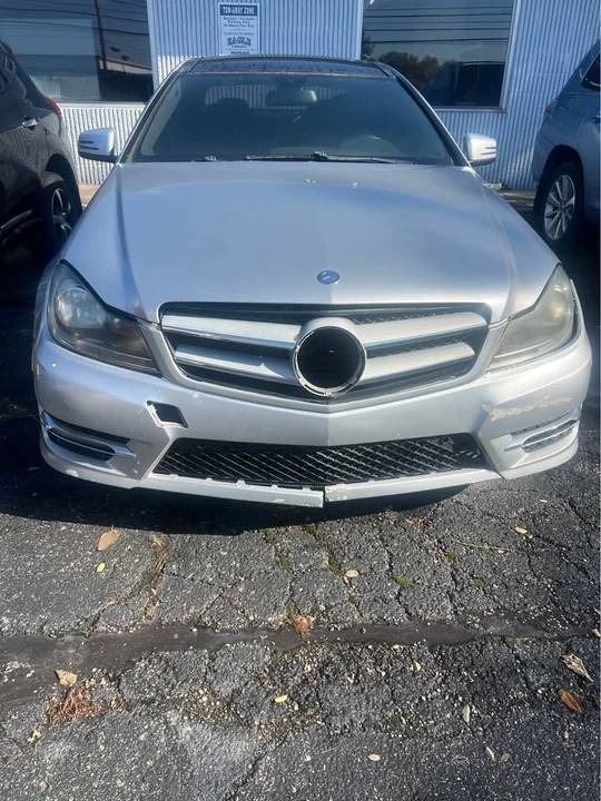 2012 Mercedes-Benz W204 C-Class - Image 2 of 12