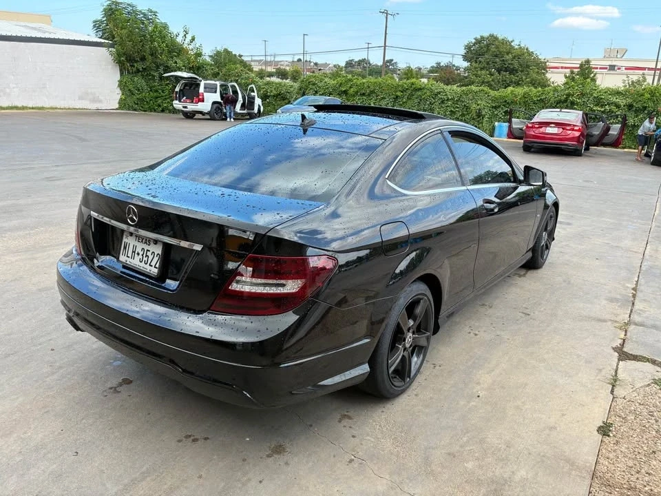 2012 Mercedes-Benz W204 C-Class - Image 3 of 4