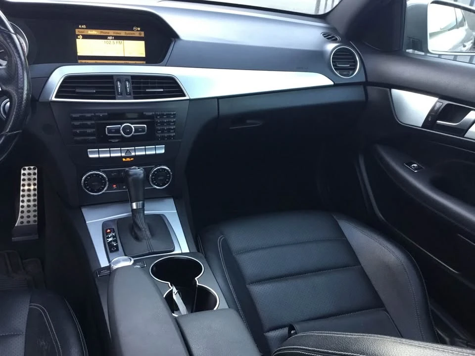 2012 Mercedes-Benz W204 C-Class - Image 10 of 20