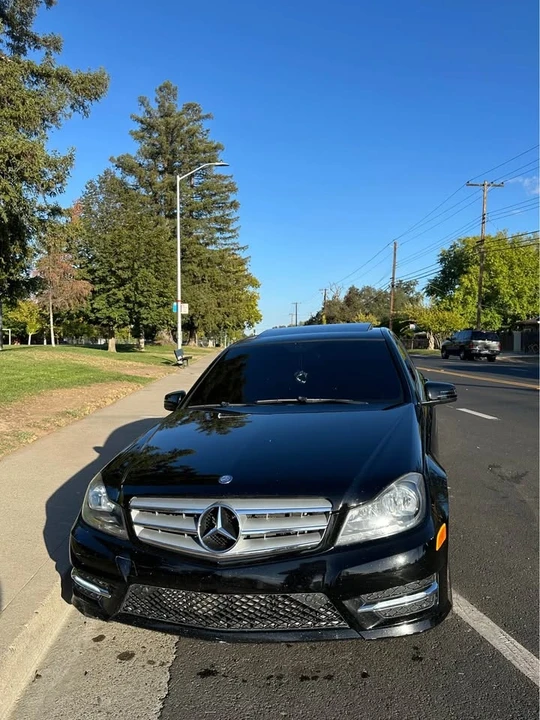 2012 Mercedes-Benz W204 C-Class - Image 3 of 9