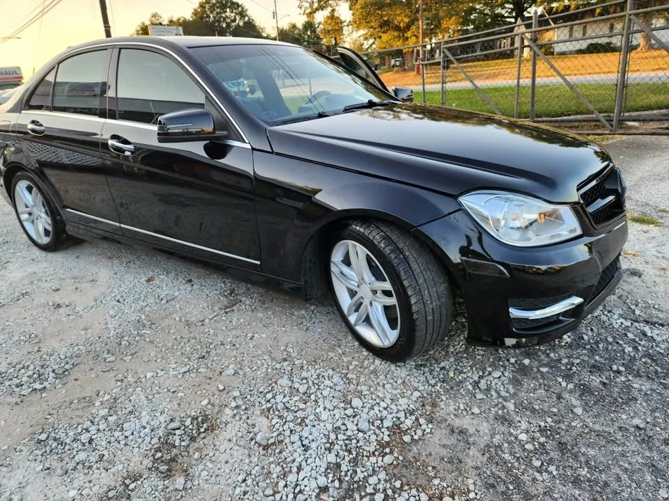 2012 Mercedes-Benz W204 C-Class - Image 3 of 16