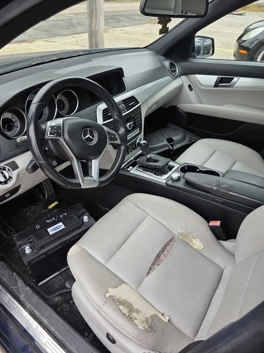 2012 Mercedes-Benz W204 C-Class - Image 8 of 10