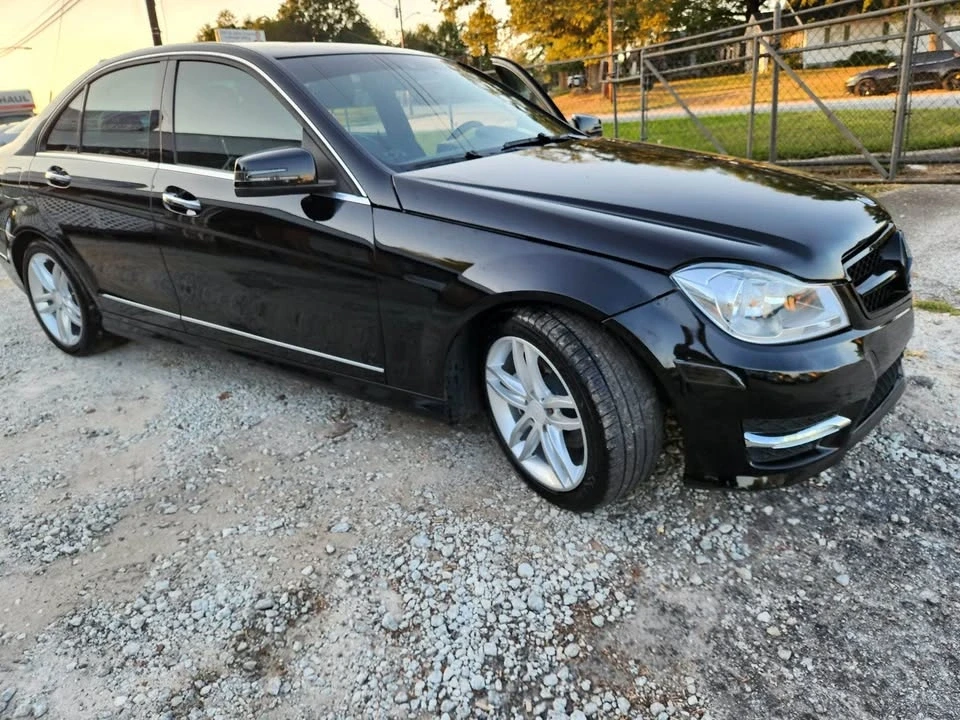 2012 Mercedes-Benz W204 C-Class - Image 2 of 16