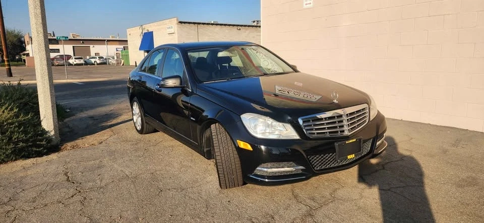 2012 Mercedes-Benz W204 C-Class - Image 3 of 17