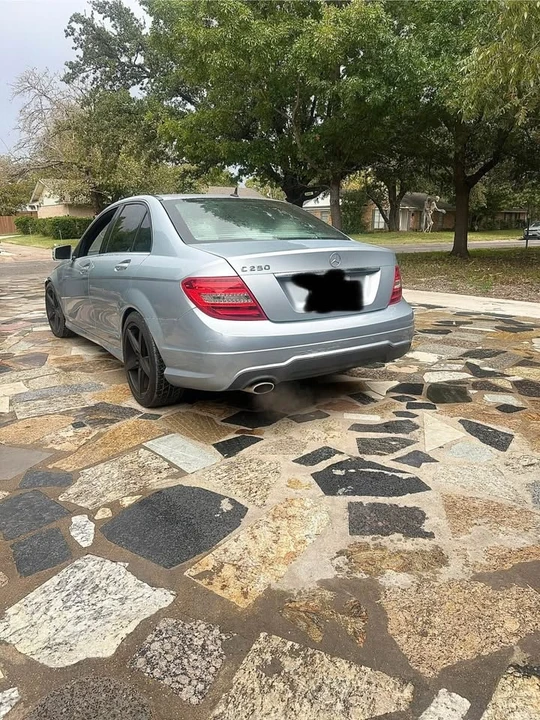 2012 Mercedes-Benz W204 C-Class - Image 2 of 5