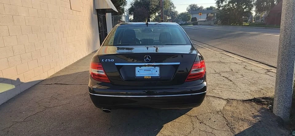 2012 Mercedes-Benz W204 C-Class - Image 6 of 17