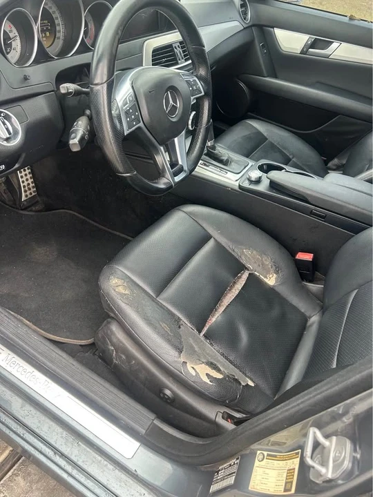 2012 Mercedes-Benz W204 C-Class - Image 15 of 16