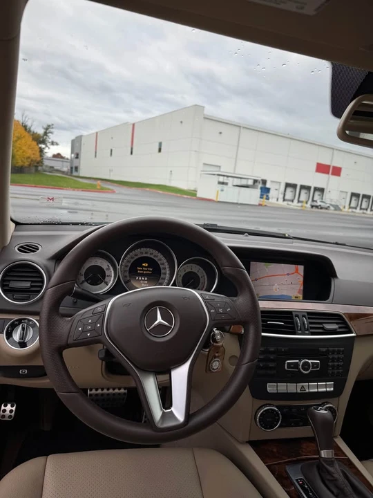 2012 Mercedes-Benz W204 C-Class - Image 16 of 17