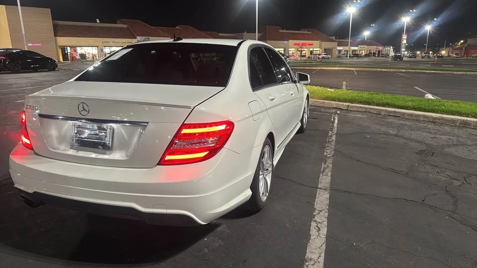 2012 Mercedes-Benz W204 C-Class - Image 2 of 18