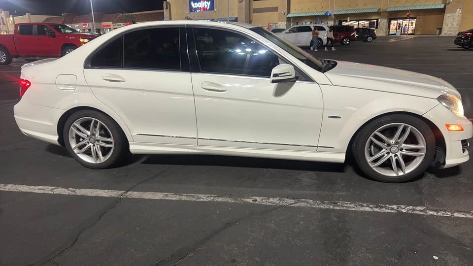 2012 Mercedes-Benz W204 C-Class - Image 4 of 18