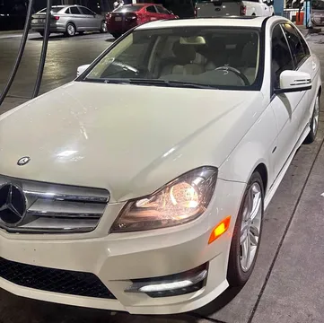 2012 Mercedes-Benz C-Class C 250 Luxury Sedan