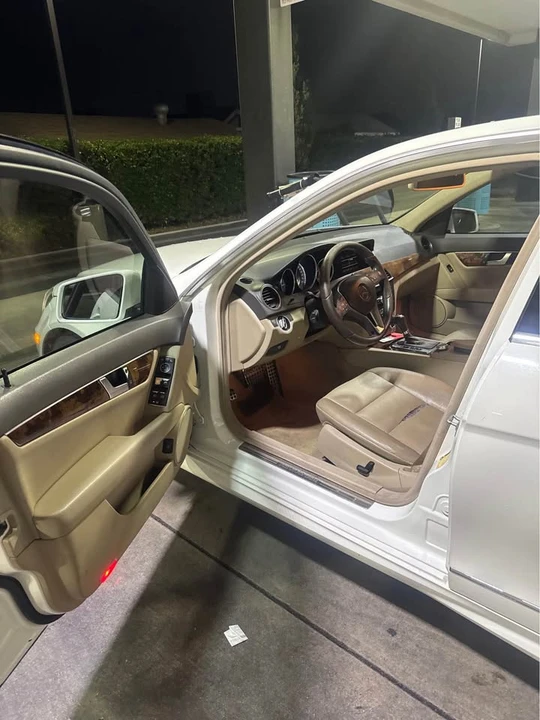 2012 Mercedes-Benz W204 C-Class - Image 6 of 7