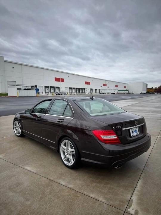 2012 Mercedes-Benz W204 C-Class - Image 4 of 20
