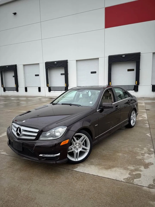 2012 Mercedes-Benz W204 C-Class - Image 2 of 20