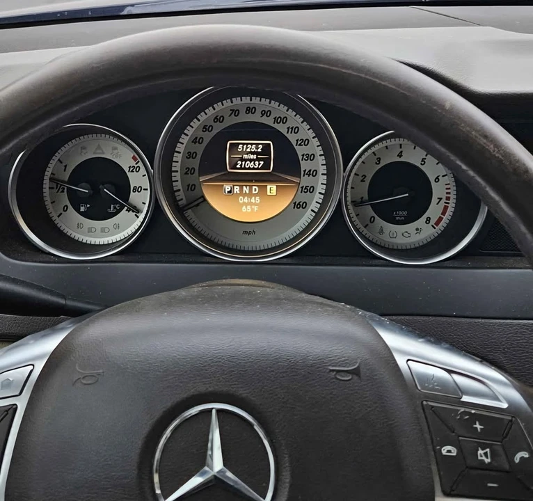 2012 Mercedes-Benz W204 C-Class - Image 5 of 9
