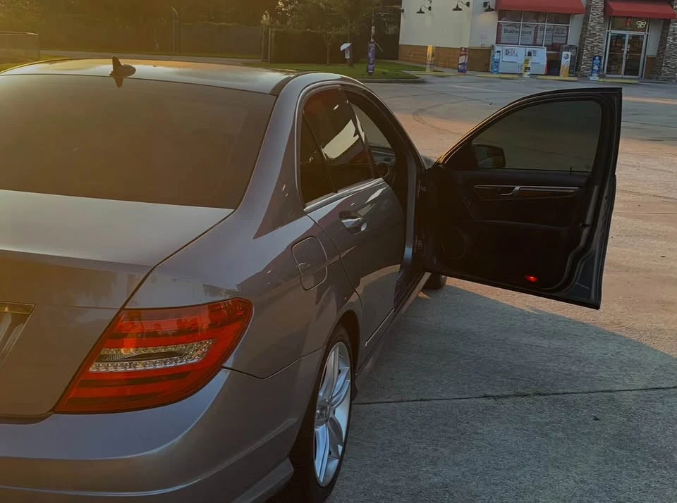 2012 Mercedes-Benz W204 C-Class - Image 5 of 18