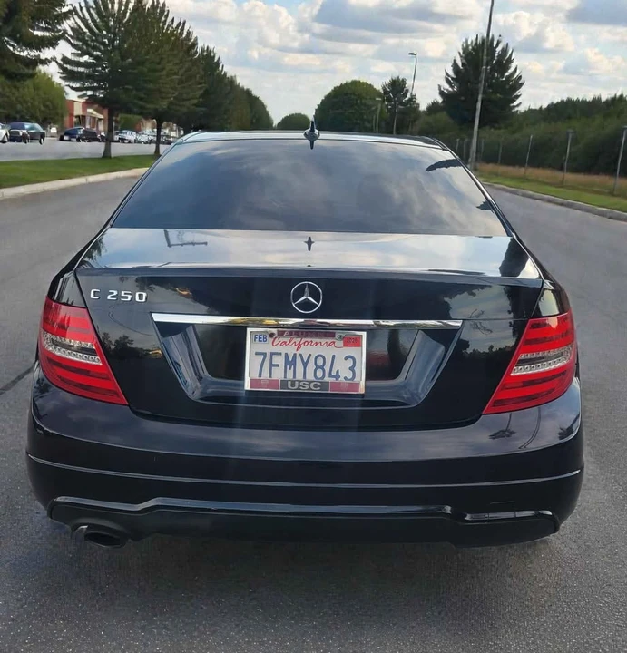 2012 Mercedes-Benz W204 C-Class - Image 3 of 7