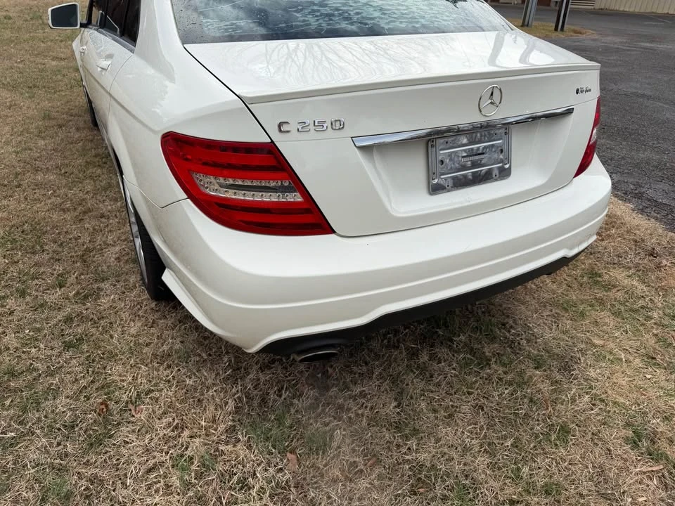 2012 Mercedes-Benz W204 C-Class - Image 4 of 8
