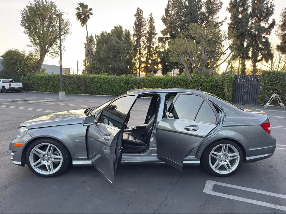 2012 Mercedes-Benz W204 C-Class - Image 16 of 16