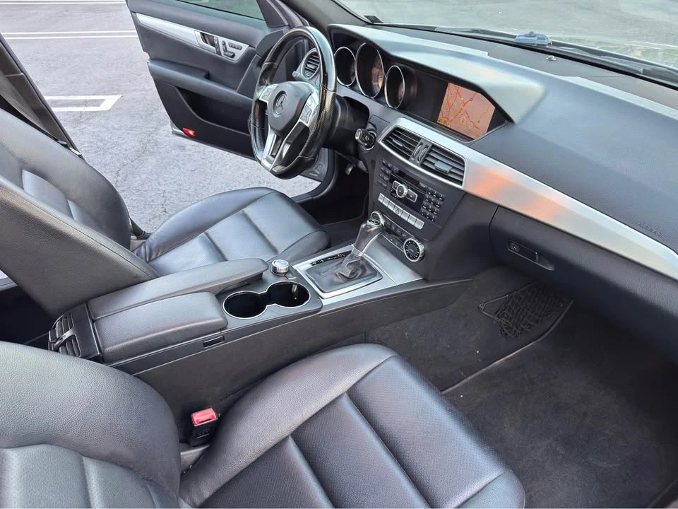 2012 Mercedes-Benz W204 C-Class - Image 14 of 16