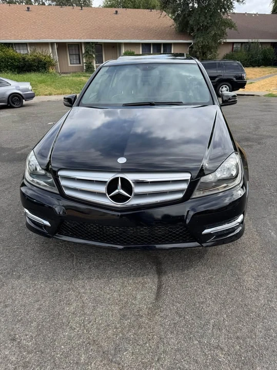 2012 Mercedes-Benz W204 C-Class - Image 8 of 15