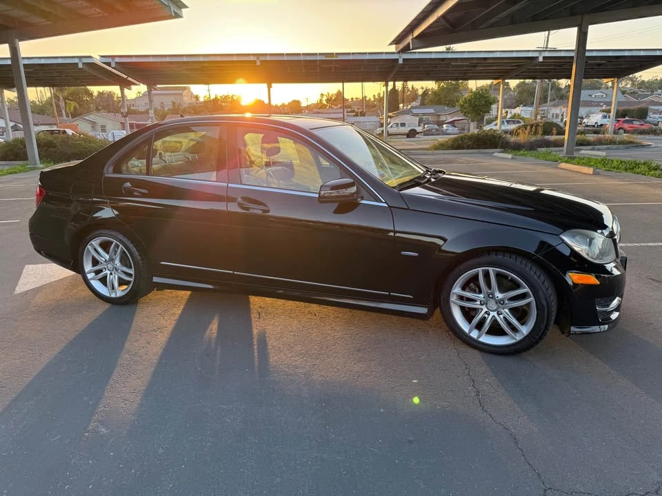 2012 Mercedes-Benz W204 C-Class - Image 2 of 12