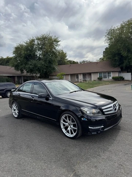 2012 Mercedes-Benz W204 C-Class - Image 7 of 15
