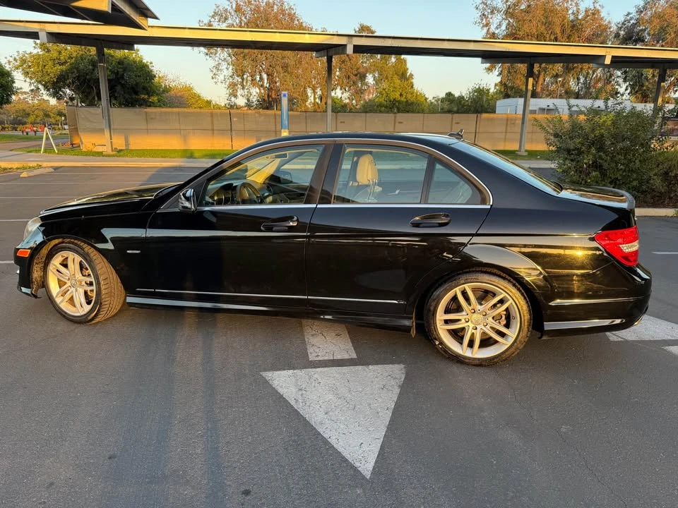 2012 Mercedes-Benz W204 C-Class - Image 4 of 12