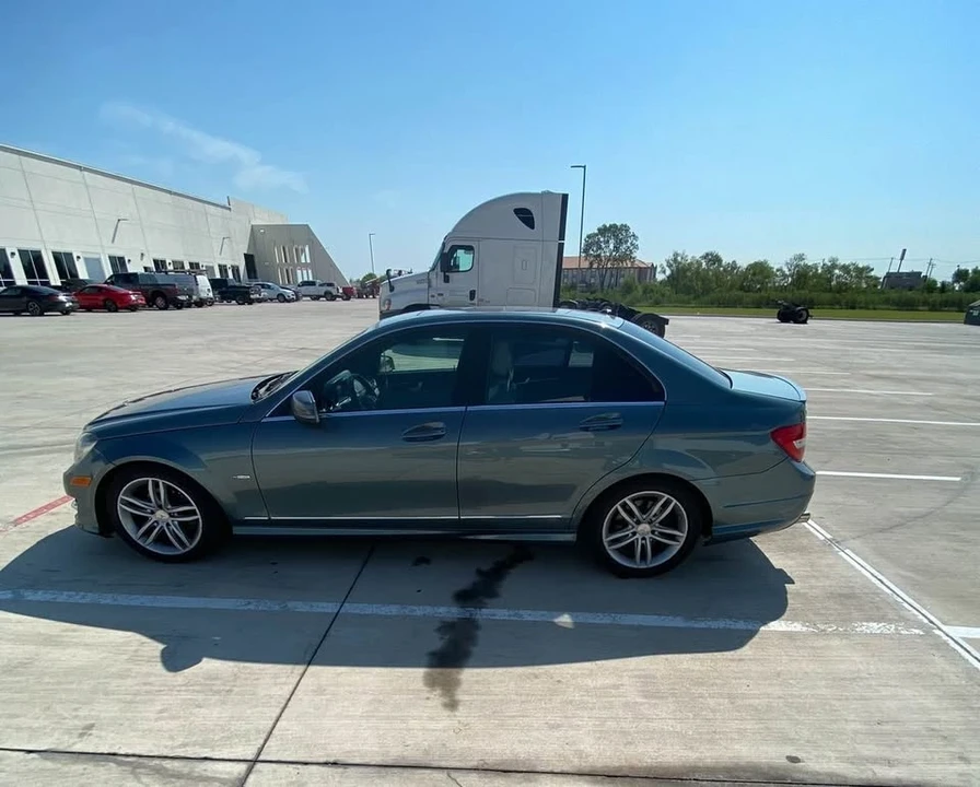 2012 Mercedes-Benz W204 C-Class - Image 4 of 8