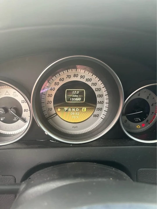2012 Mercedes-Benz W204 C-Class - Image 5 of 9