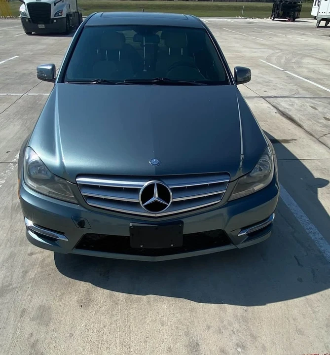 2012 Mercedes-Benz W204 C-Class - Image 5 of 8