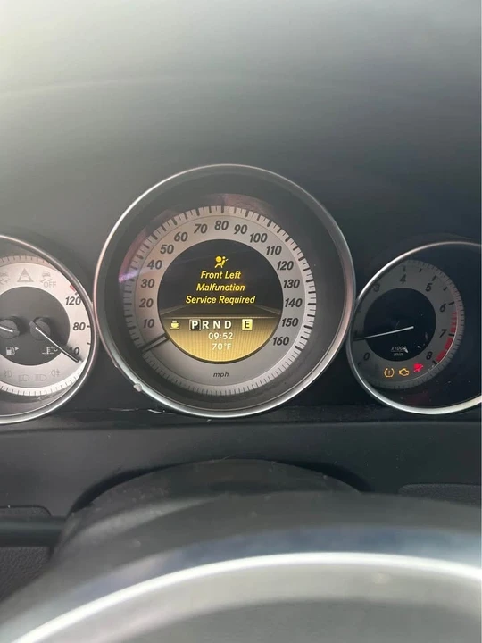 2012 Mercedes-Benz W204 C-Class - Image 6 of 9