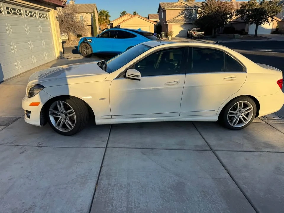 2012 Mercedes-Benz W204 C-Class - Image 3 of 13