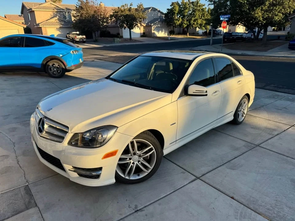 2012 Mercedes-Benz W204 C-Class - Image 2 of 13