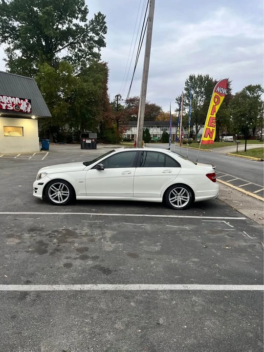 2012 Mercedes-Benz W204 C-Class - Image 5 of 15