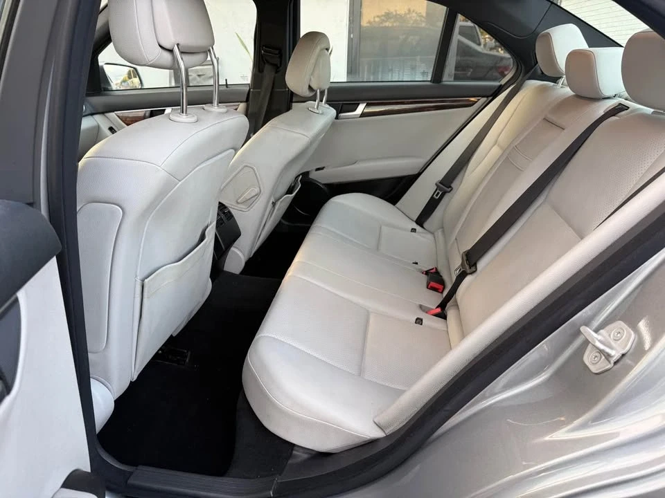 2012 Mercedes-Benz W204 C-Class - Image 9 of 19