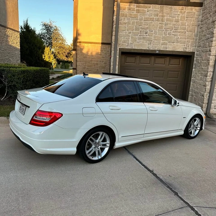 2012 Mercedes-Benz W204 C-Class - Image 2 of 17