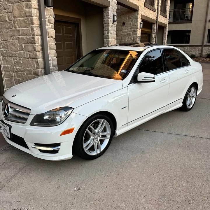2012 Mercedes-Benz W204 C-Class - Image 2 of 16