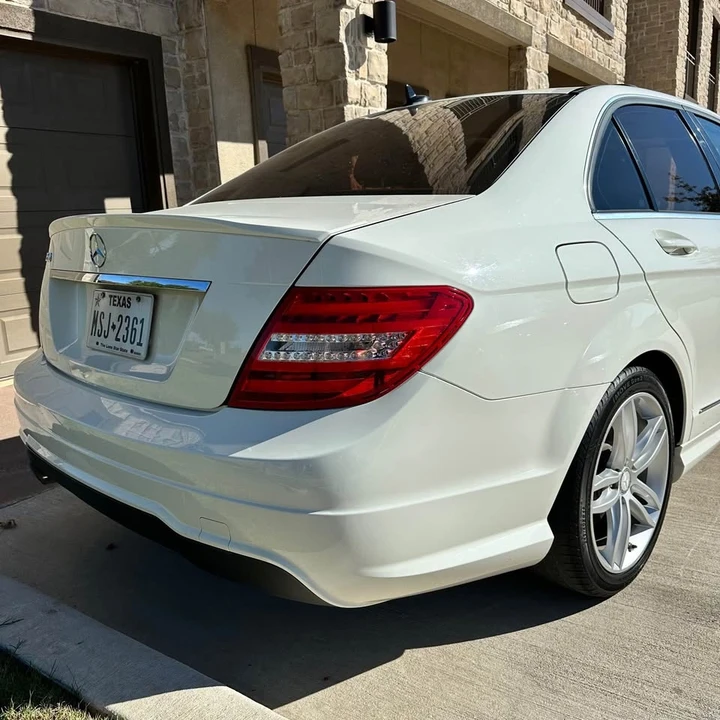2012 Mercedes-Benz W204 C-Class - Image 5 of 11