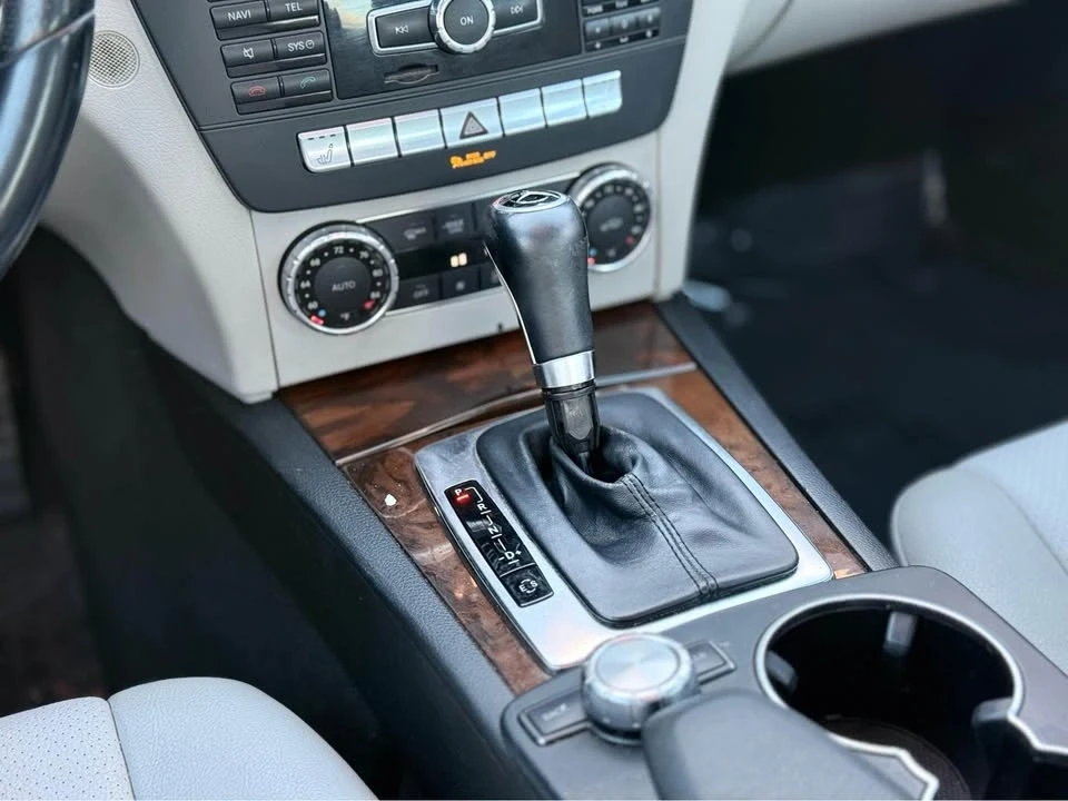 2012 Mercedes-Benz W204 C-Class - Image 4 of 14