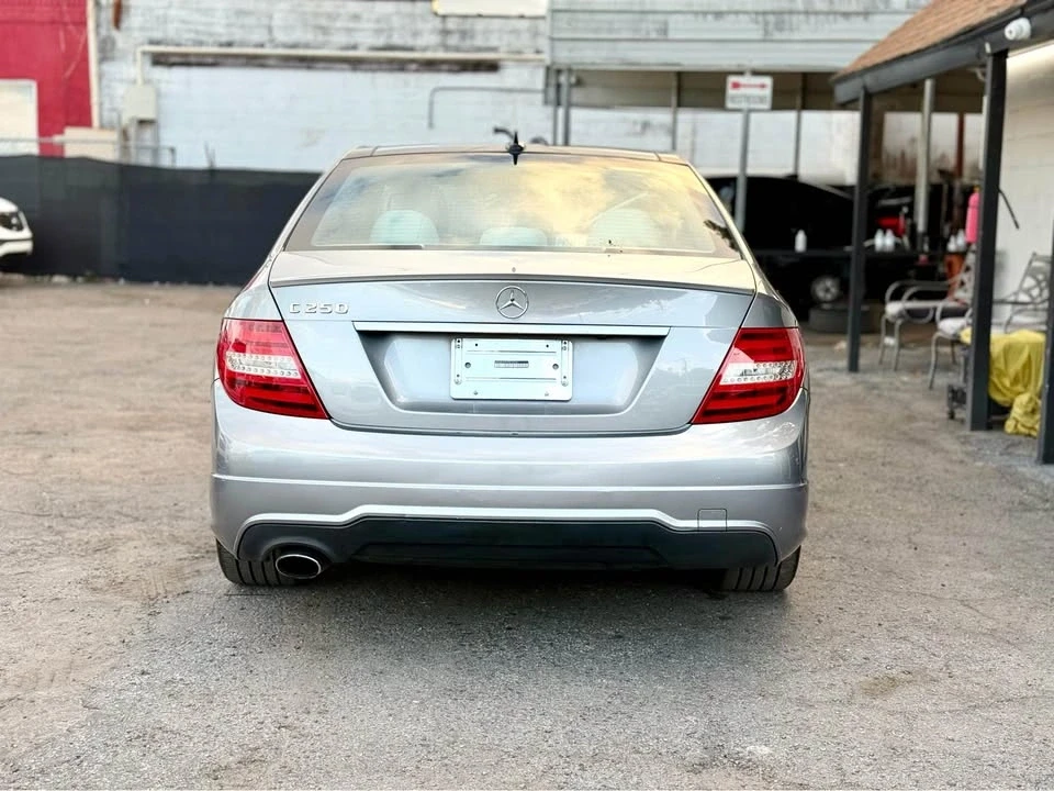 2012 Mercedes-Benz W204 C-Class - Image 3 of 14