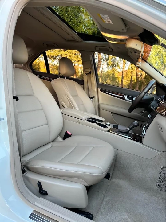 2012 Mercedes-Benz W204 C-Class - Image 8 of 11