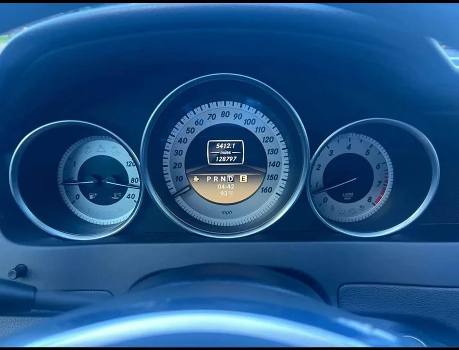 2012 Mercedes-Benz W204 C-Class - Image 14 of 17