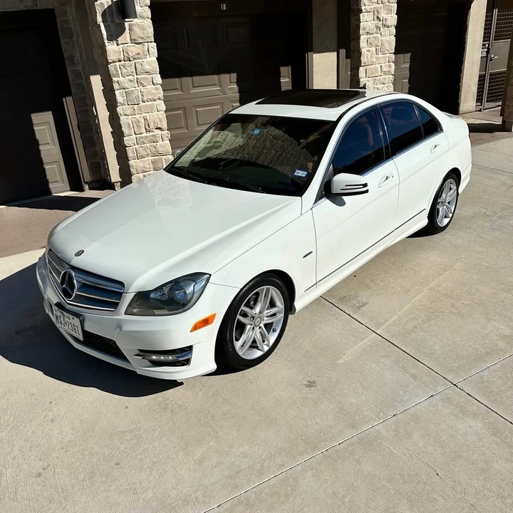 2012 Mercedes-Benz W204 C-Class - Image 4 of 11