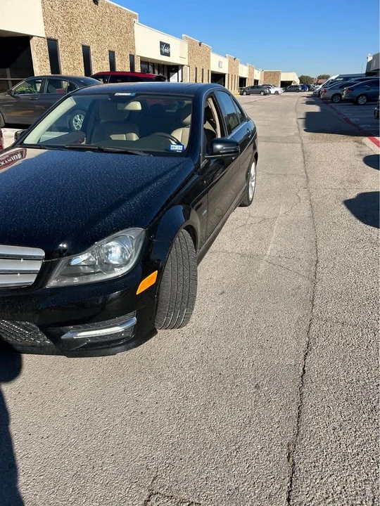 2012 Mercedes-Benz W204 C-Class - Image 2 of 14