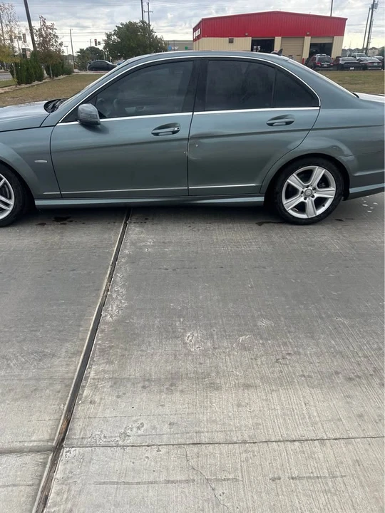 2012 Mercedes-Benz W204 C-Class - Image 3 of 15